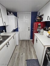 1438 Lorilyn Ave in Las Vegas, NV - Building Photo - Building Photo