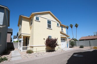 814 E Roma Ave in Phoenix, AZ - Building Photo - Building Photo