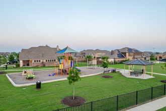 Eagle Glen in Alvarado, TX - Foto de edificio - Building Photo