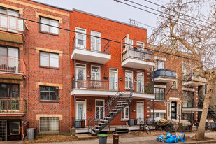 5218-5228 4E Av in Montréal, QC - Building Photo