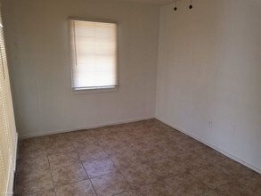 3315 E Cambridge Ave-Unit -Apt 3 in Phoenix, AZ - Building Photo - Building Photo