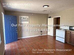 9718 N Nebraska Ave, Unit 1 in Tampa, FL - Building Photo - Building Photo