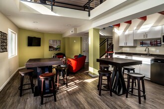 Avery Park in Englewood, CO - Foto de edificio - Interior Photo