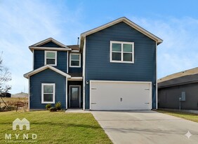 8213 Columbia Fls Rd in Ponder, TX - Building Photo