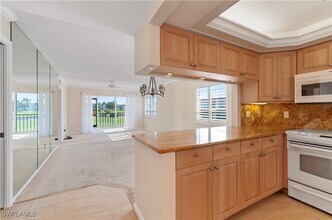 57 High Point Cir W in Naples, FL - Building Photo - Building Photo