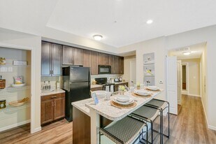 East Meadows in Columbus, OH - Building Photo