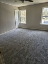 225 Maple Leaf Ln in Nicholasville, KY - Building Photo - Building Photo