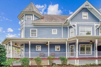 1009 Madison Ln in Falls Church, VA - Building Photo - Building Photo