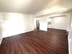 910 25th St E in Bradenton, FL - Foto de edificio - Building Photo