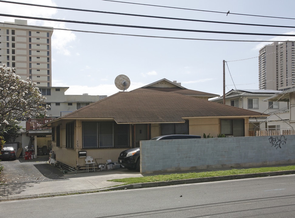 773 Wiliwili St in Honolulu, HI - Foto de edificio