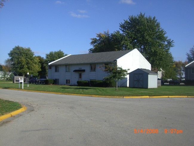 5 Park Crest Ct in Park View, IA - Building Photo - Building Photo