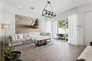 3572 SW 23rd St in Miami, FL - Building Photo