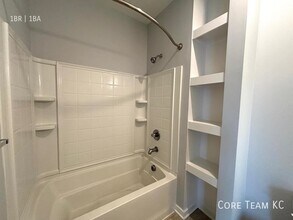 227 E 27th St in Kansas City, MO - Building Photo - Building Photo