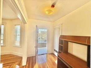 25 Hollis Park in Cambridge, MA - Building Photo - Building Photo