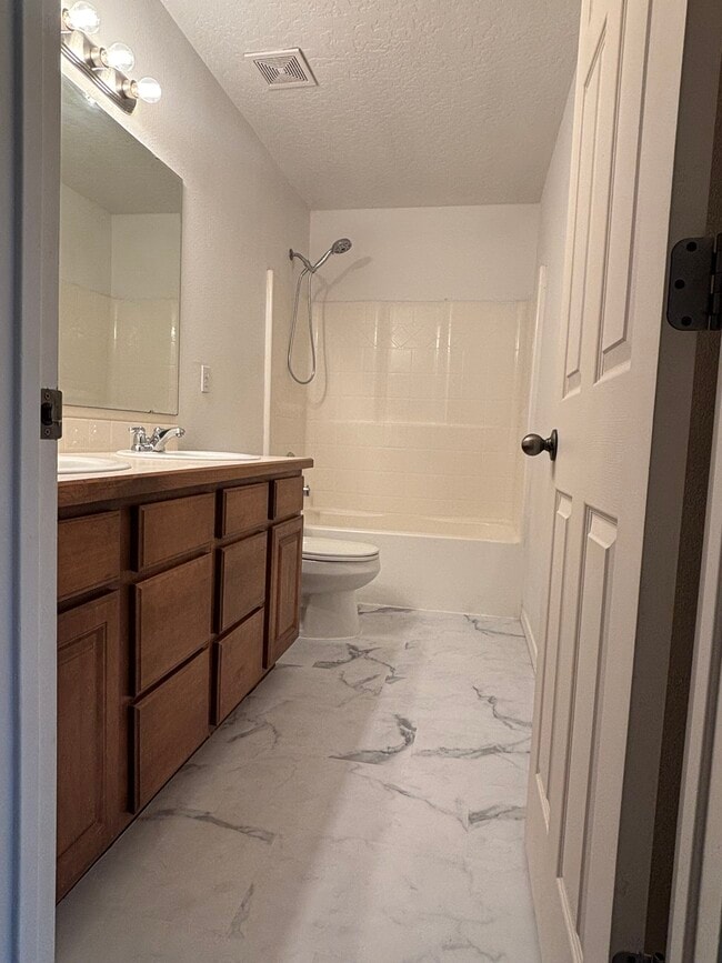 6665 S Loganberry Way in Boise, ID - Building Photo - Building Photo