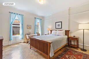 30 Pierrepont St in Brooklyn, NY - Building Photo