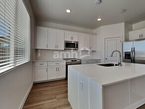 9747 W Parkway Dr in Tolleson, AZ - Building Photo - Building Photo