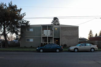 Lombard Heights in Portland, OR - Foto de edificio - Building Photo