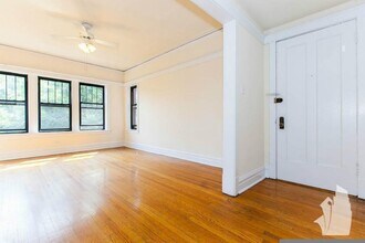 2522 N Kedzie Blvd, Unit # 01N in Chicago, IL - Foto de edificio - Building Photo