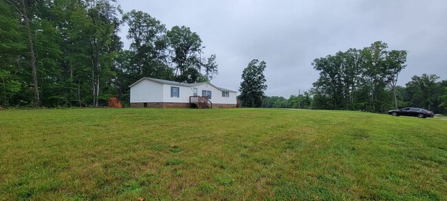 3626 S Jim Minor Rd in Haw River, NC - Building Photo - Building Photo