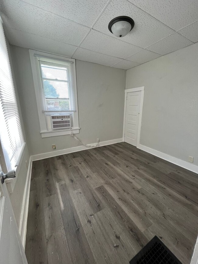 property at 212 Tinkler St