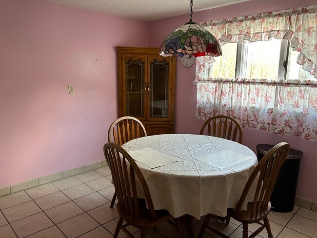 1257 Mohawk St in Utica, NY - Building Photo - Building Photo