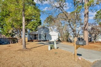 3681 Highgate Dr in Hope Mills, NC - Building Photo - Building Photo