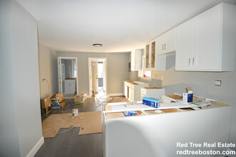 159 Hillside St, Unit 2 in Boston, MA - Building Photo - Building Photo