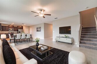 5420 Grays Harbor Ct in Wimauma, FL - Building Photo - Building Photo