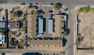 Lookout Mountain in Phoenix, AZ - Foto de edificio - Building Photo