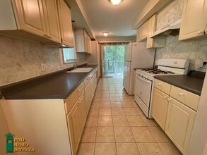 2525 Nathan Ln N in Plymouth, MN - Building Photo - Building Photo