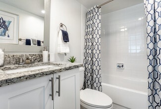 The Indigo in Clearwater, FL - Foto de edificio - Interior Photo