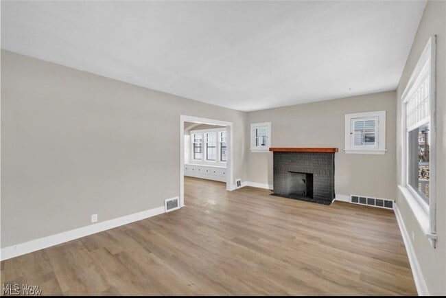 3522 E 154th St in Cleveland, OH - Building Photo - Building Photo