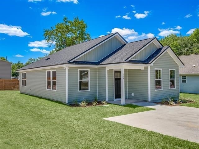 84 Merwyn Dr in Crawfordville, FL - Building Photo - Building Photo