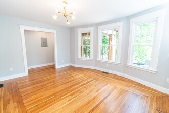 60 Starr St, Unit 1 in New Haven, CT - Building Photo - Building Photo