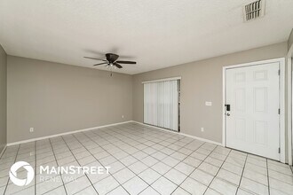 2608 Hampton Park Pl in Seffner, FL - Building Photo - Building Photo