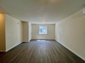 713 N 6th Ave in Yakima, WA - Building Photo - Building Photo