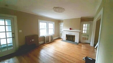 63 Watchung Ave-Unit -1 in Montclair, NJ - Building Photo - Building Photo