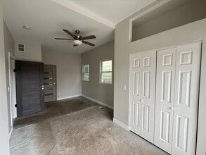 5942 S Justine St in Chicago, IL - Building Photo - Building Photo