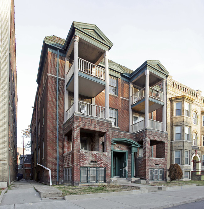 Fee Apartments in Detroit, MI - Building Photo - Building Photo