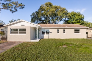 5688 Cardinal Guard Ave in Orlando, FL - Building Photo