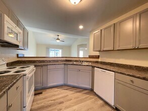 102N-106 N Maple St in Kenbridge, VA - Building Photo - Building Photo