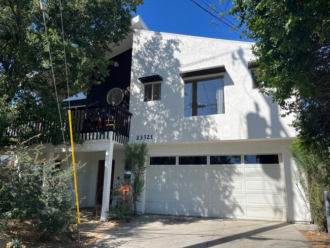 property at 23321 Ida Pl