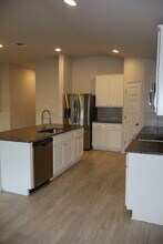 20810 Dodge Trl in Leander, TX - Building Photo - Building Photo