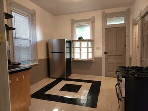 1322 N Greenview Ave, Unit #3 in Chicago, IL - Building Photo - Building Photo