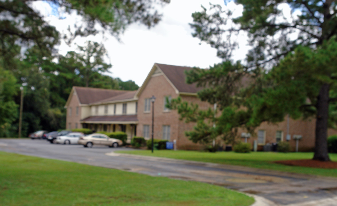 Oranto Club Villas in Charleston, SC - Building Photo