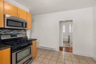 63 Whitten St, Unit 2 in Boston, MA - Building Photo - Building Photo