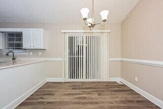 324 Brannans Ct in Mcdonough, GA - Building Photo - Building Photo