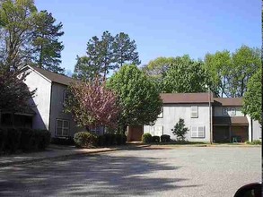 Pear Leaf in Greensboro, NC - Building Photo - Building Photo