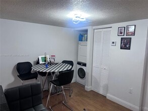 7220 NW 179th St in Hialeah, FL - Building Photo - Building Photo